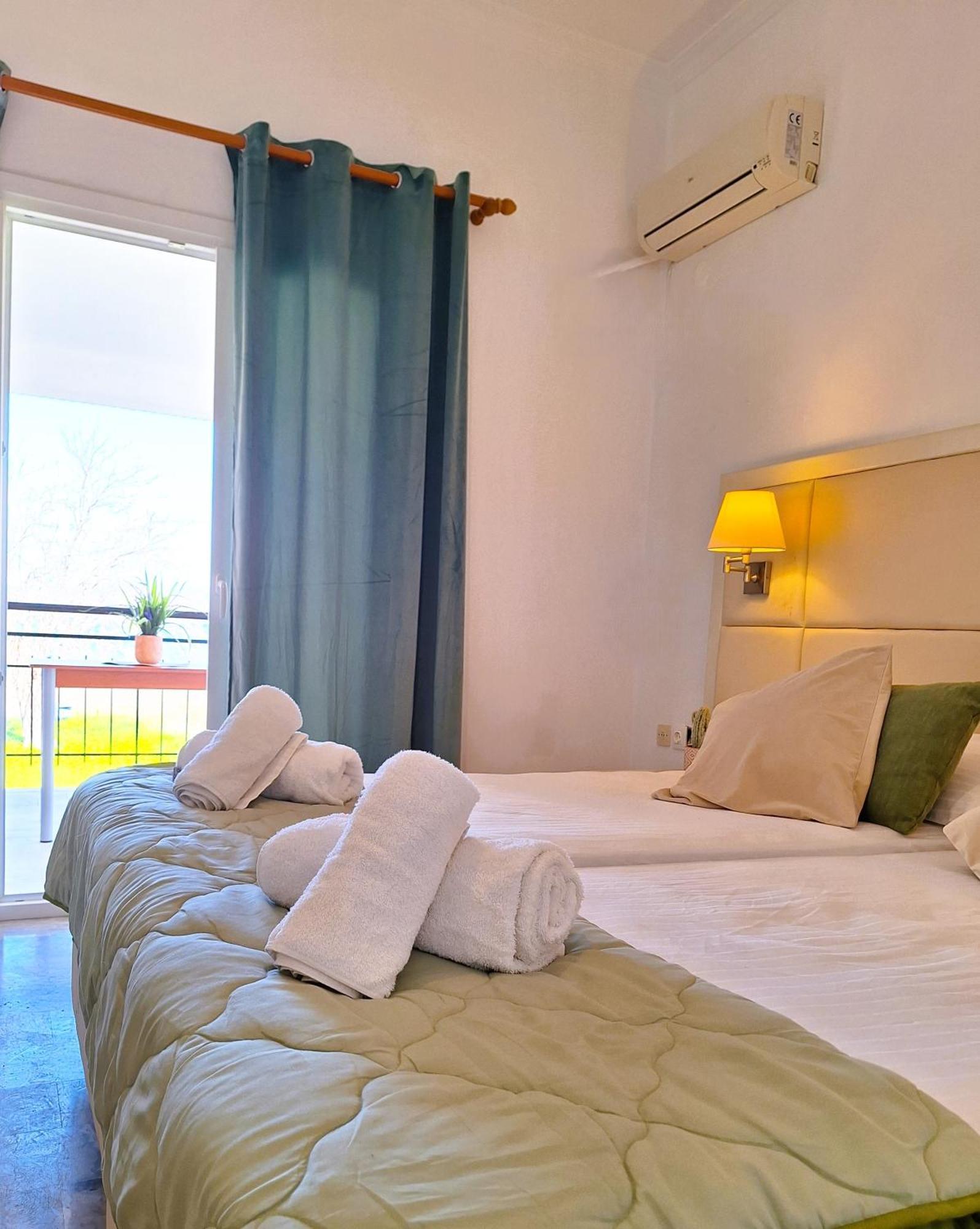 Cavos Sunrise Beach Apartments Kávos Zewnętrze zdjęcie